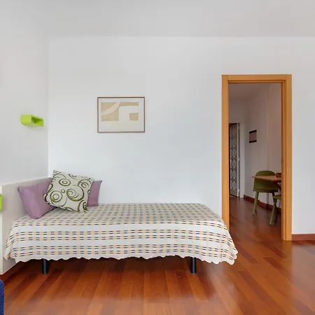 Апартаменти Terrace With Ocean View Адехе